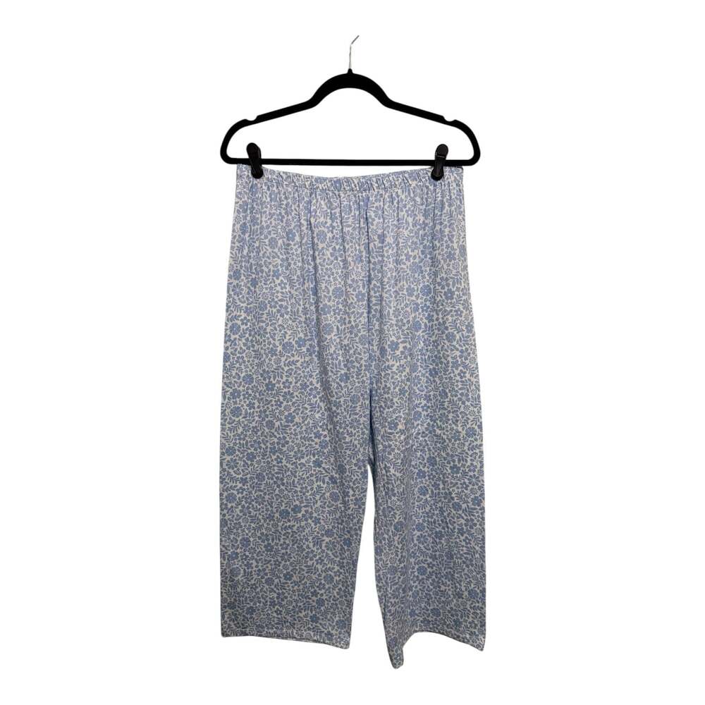 Size Large Kate Spade Ditsy Floral 2-Piece Short Sleeve Capri Pajama Set - Picture 4 of 5
